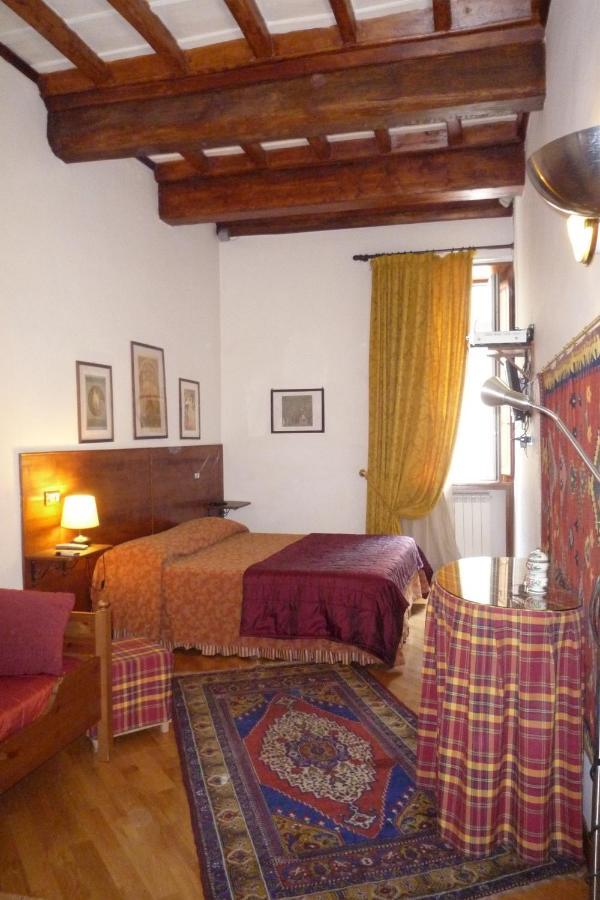 Apartmán Residenza Mucha Řím Pokoj fotografie