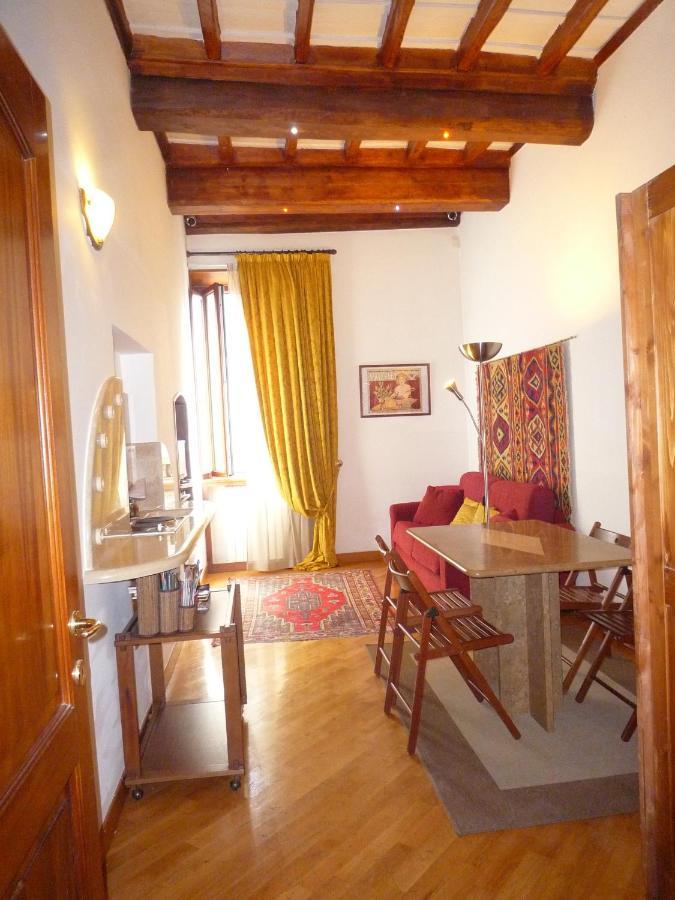 Apartmán Residenza Mucha Řím Pokoj fotografie